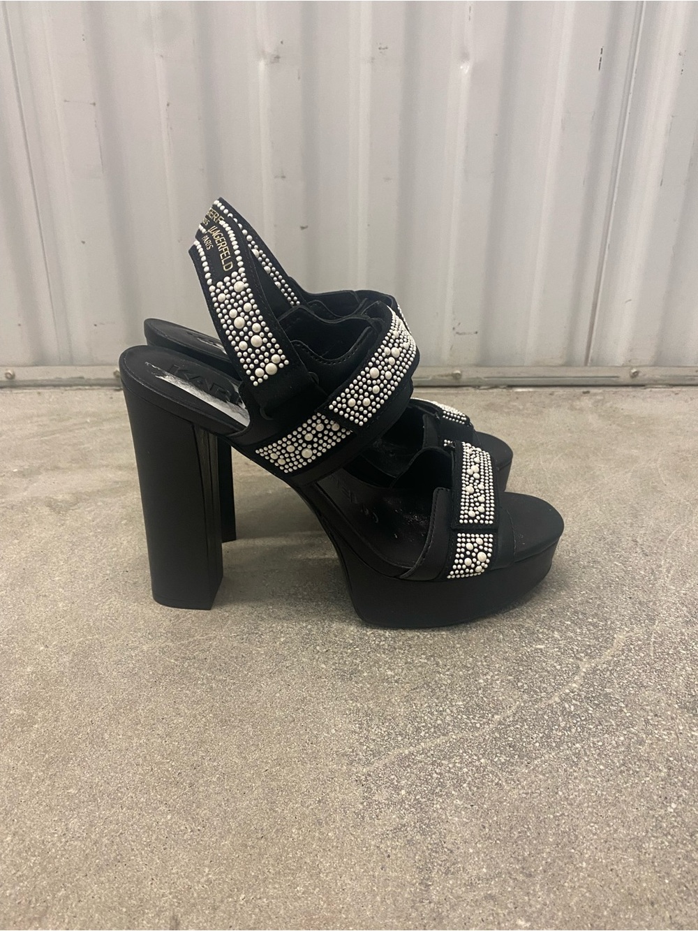 NEW Karl Lagerfeld Black Embellished Platform Heels with Studded Pearl, Size 9